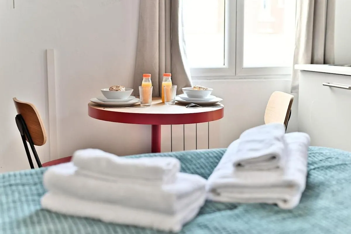 Apartamento Charmant Studio Dans Le Centre De Paris - III